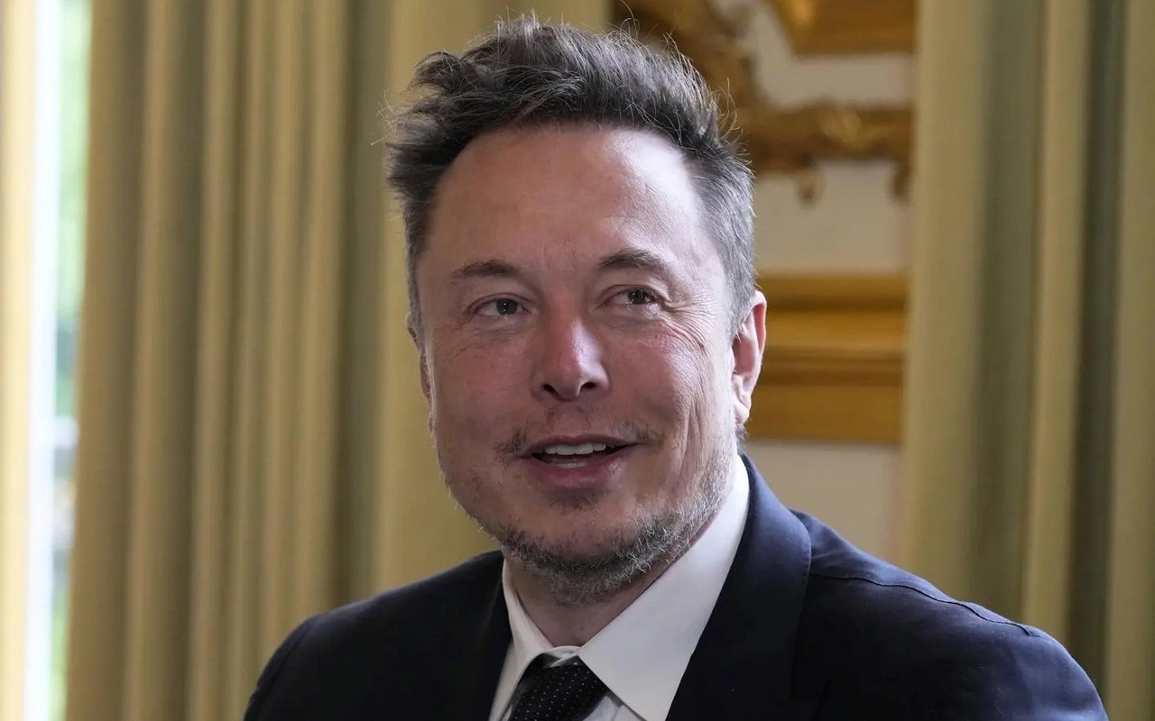 Elon Musk Confirms 14th Child With Shivon Zilis Amid Paternity Drama With Ashley St. Clair