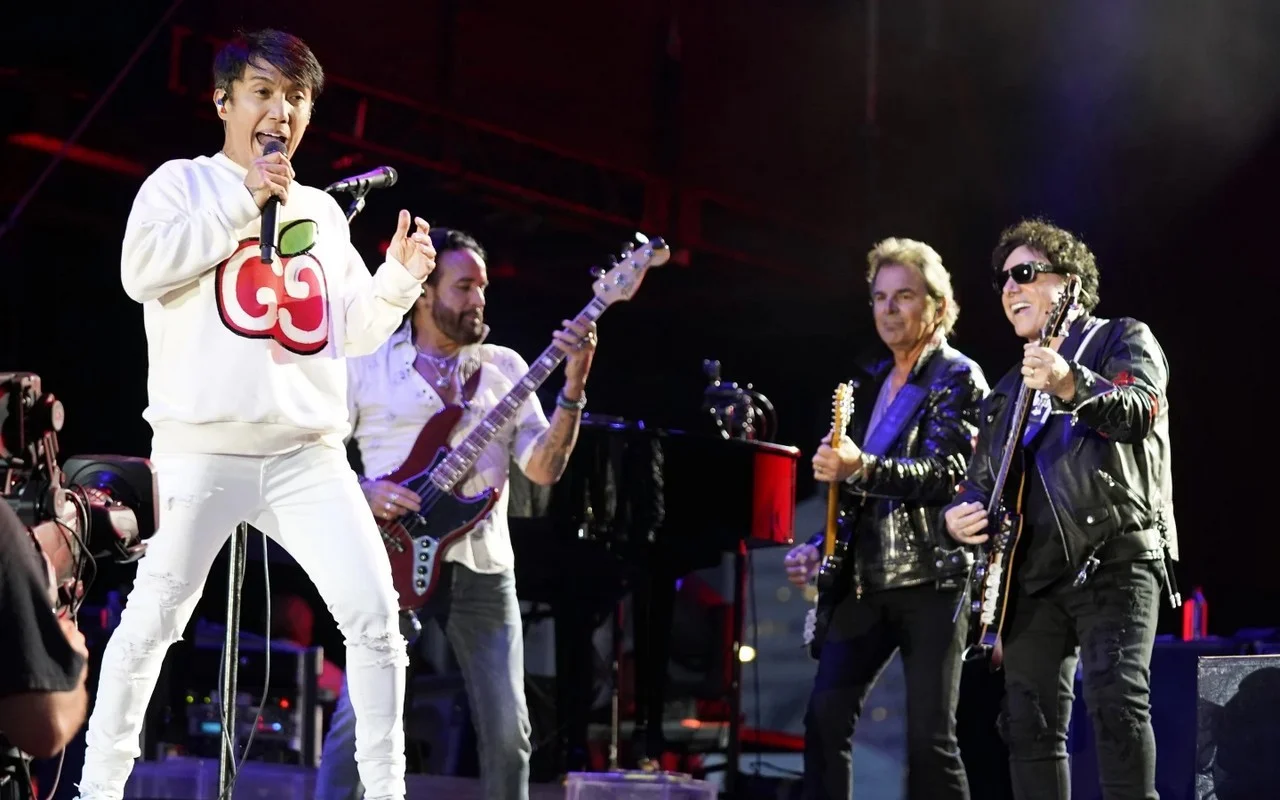 Journey Cut Short Sold-Out Show Due to Electrical Fire