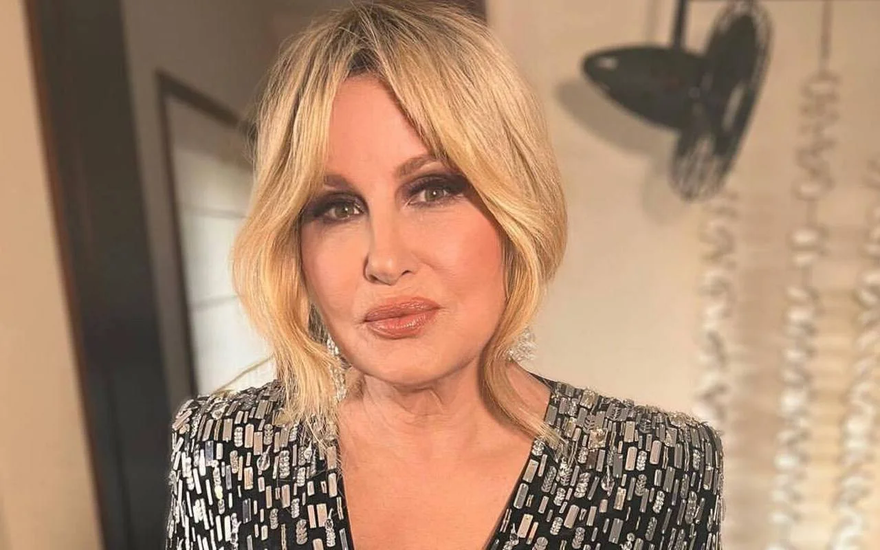 Jennifer Coolidge 'Didn't Know How to Play the Game' During Career Struggle