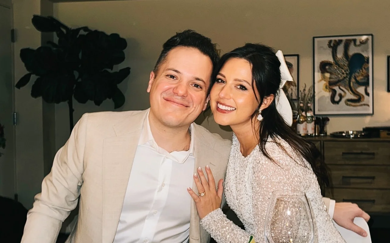 'Bachelorette' Alum Katie Thurston Marries Comedian Jeff Arcuri Amid Cancer Battle