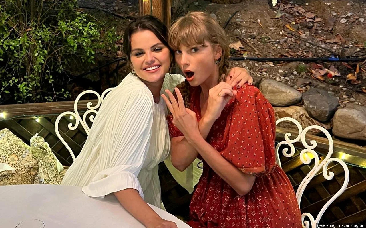 Selena Gomez Reveals Which of Her Songs Made Taylor Swift Cry