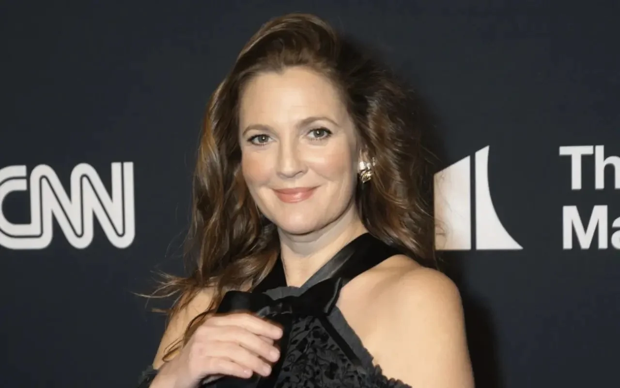 Drew Barrymore Recalls Turbulent Past: 'I Lost Everything at 13'