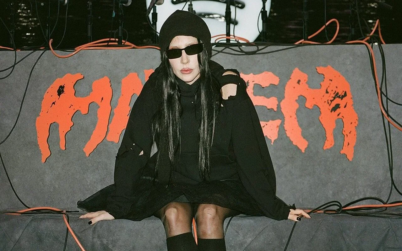 Lady Gaga Handles 'Broken' Mic Like a Pro at Coachella's Second Weekend
