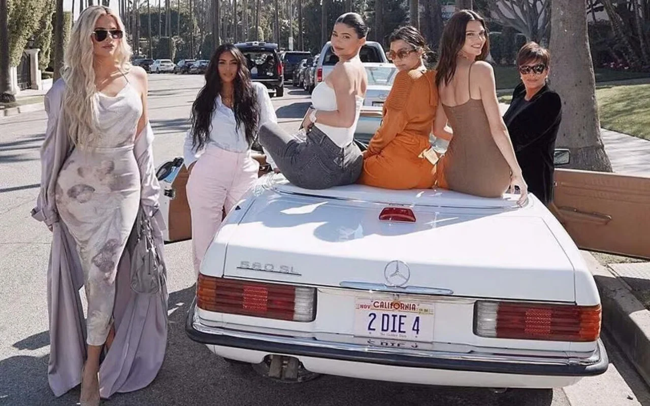 'The Kardashians' Spinoff Show 'Calabasas Behind the Gates' Announced