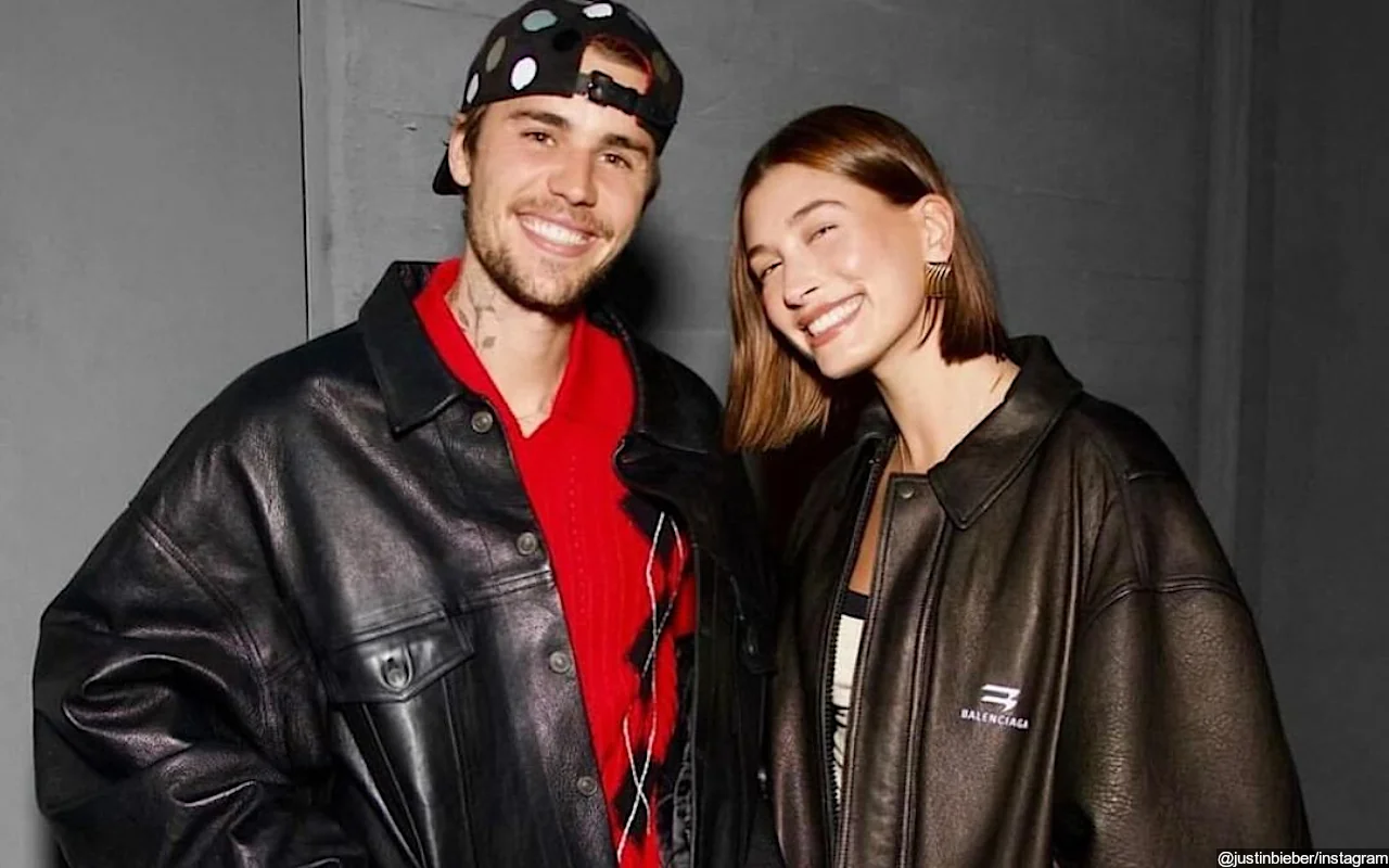 Hailey Bieber Gives Shout-Out to Husband Justin at Awards Show Despite His No-Show