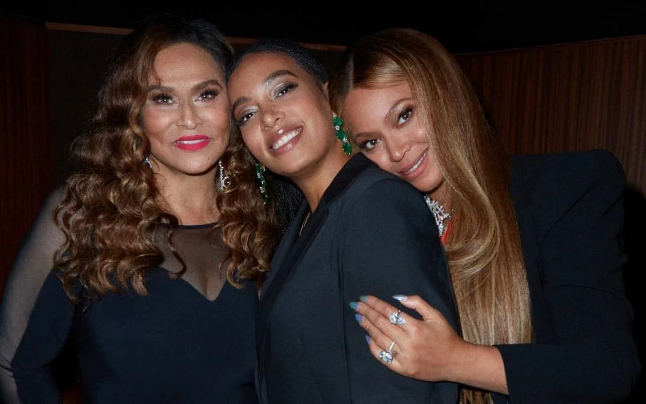 Beyonce and Solange Knowles Put in Therapy Together as Kids by Their Mom