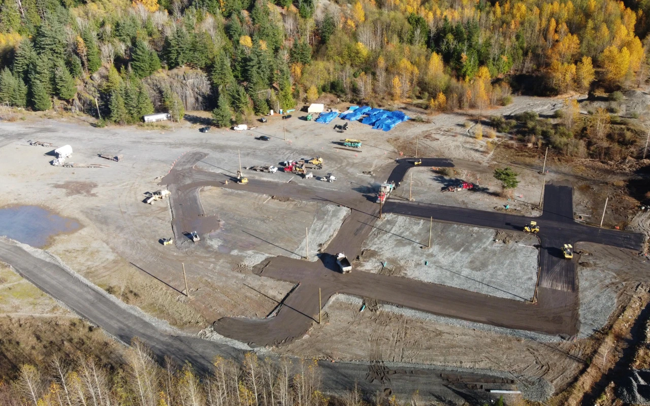 Jason Ritter Joins Main Cast of The Last of Us Season 3 Alongside ...