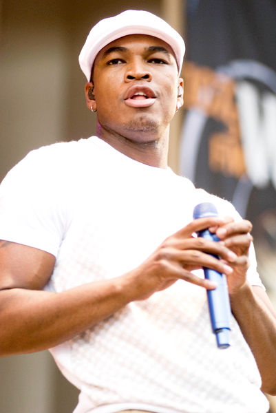 Ne-Yo;<br>Taste of Chicago 2009, WGCI Radio Chicago Present Keri Hilson and Ne-Yo - July 1, 2009