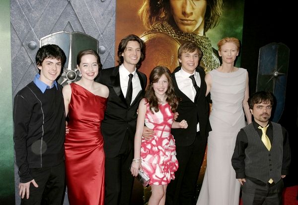 Ben Barnes, Georgie Henley, Skandar Keynes, Anna Popplewell, William Moseley, Tilda Swinton, Peter Dinklage<br>