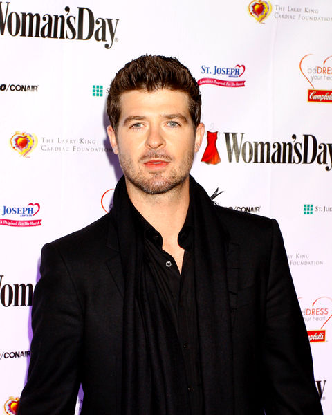 Robin Thicke<br>6th Annual Woman's Day Red Dress Awards - Arrivals