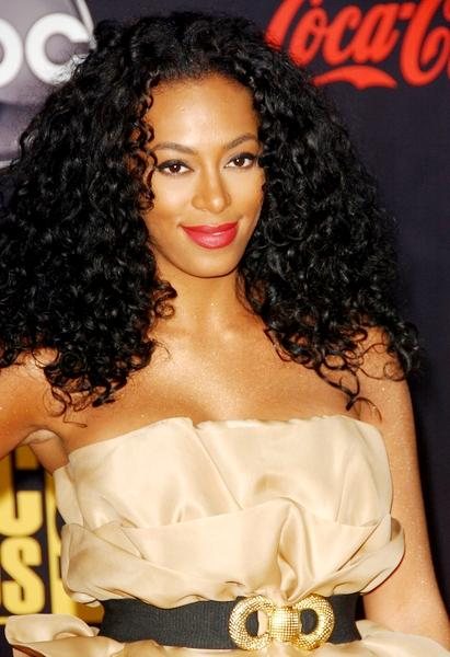 Solange Knowles<br>2007 American Music Awards - Red Carpet