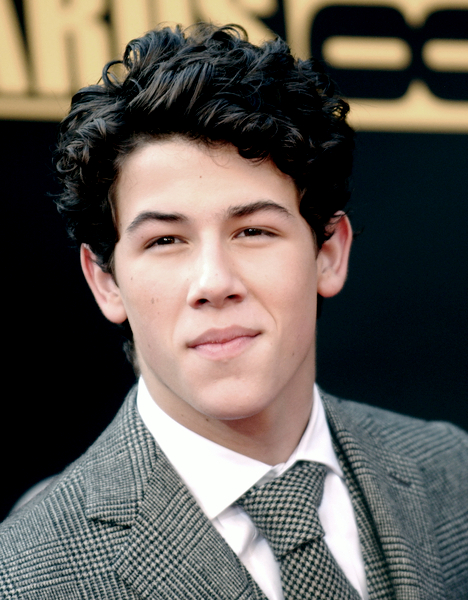 Nick Jonas, Jonas Brothers<br>2008 American Music Awards - Arrivals