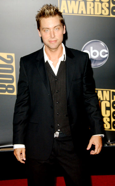 Lance Bass<br>2008 American Music Awards - Arrivals