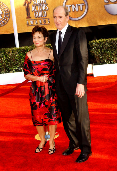 Richard Jenkins, Sharon Frederick<br>15th Annual Screen Actors Guild Awards - Arrivals