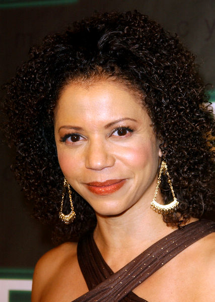 Gloria Reuben Latest News, Bio, Profile, Album, Movie and Photo.