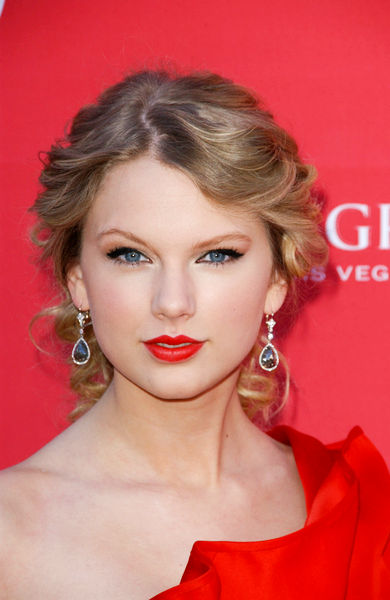 Taylor Swift<br>44th Annual Academy Of Country Music Awards - Arrivals