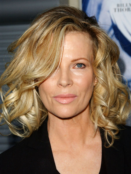 Kim Basinger<br>