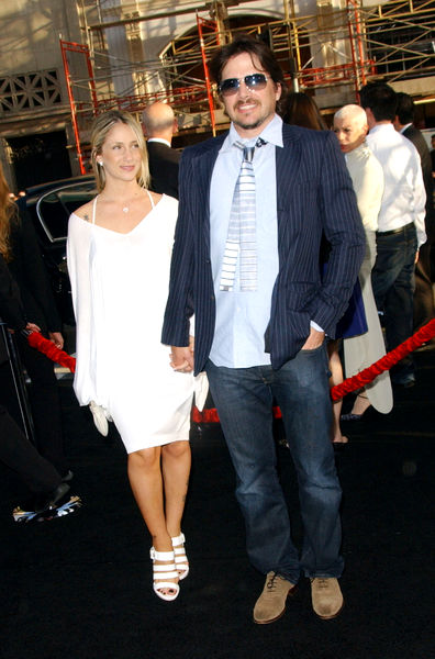 Matthew Settle Latest News, Bio, Profile, Album, Movie and Photo.