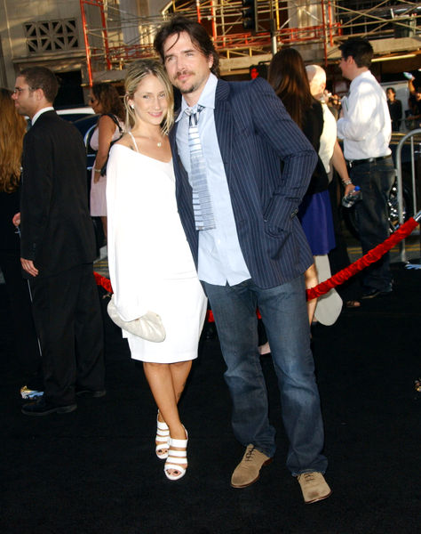 Matthew Settle Latest News, Bio, Profile, Album, Movie and Photo.