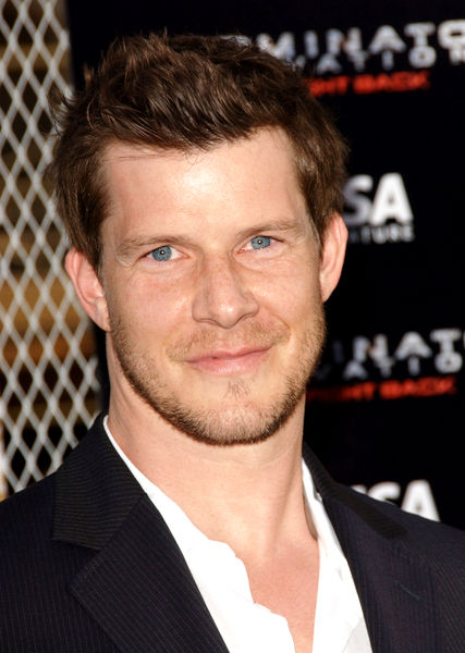 Eric Mabius<br>