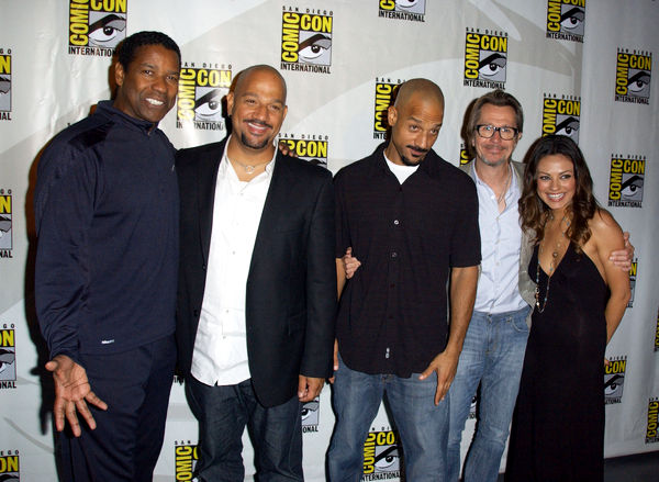 Denzel Washington, Allen Hughes, Albert Hughes, Gary Oldman, Mila Kunis<br>2009 Comic Con International - Day 2