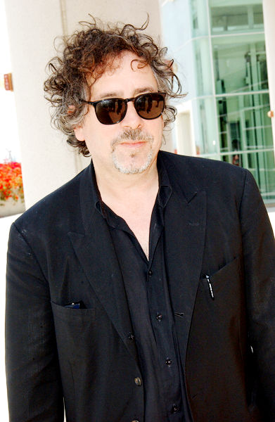 http://www.aceshowbiz.com/images/events/ALO-078418.jpg