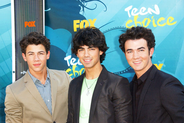 Jonas Brothers<br>2009 Teen Choice Awards - Arrivals