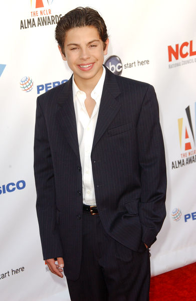 Jake T. Austin Latest News, Bio, Profile, Album, Movie and Photo.