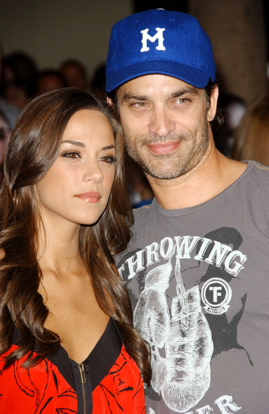 Jana Kramer, Johnathon Schaech<br>