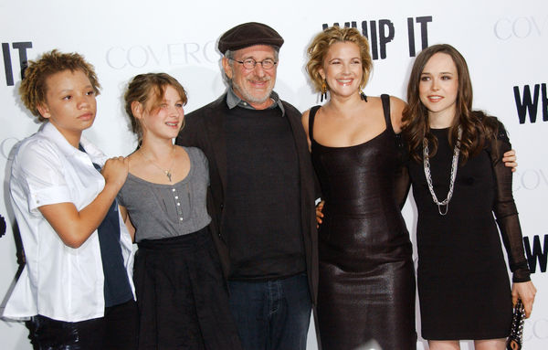 Drew Barrymore, Steven Spielberg, Ellen Page<br>