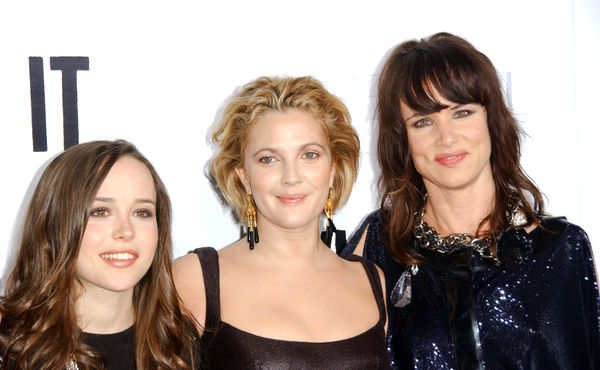 Ellen Page, Drew Barrymore, Juliette Lewis<br>