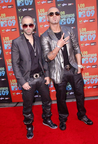 Wisin & Yandel Pictures with High Quality Photos