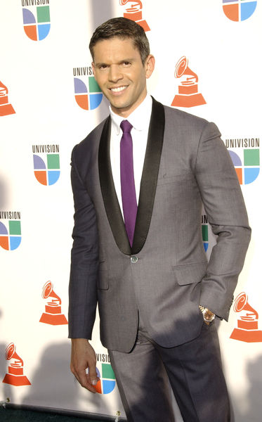 Rodner Figueroa<br>The 10th Annual Latin GRAMMY Awards - Arrivals