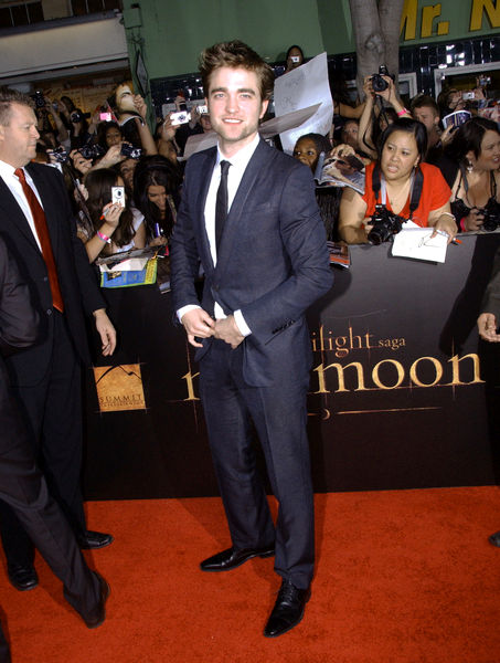 Robert Pattinson<br>