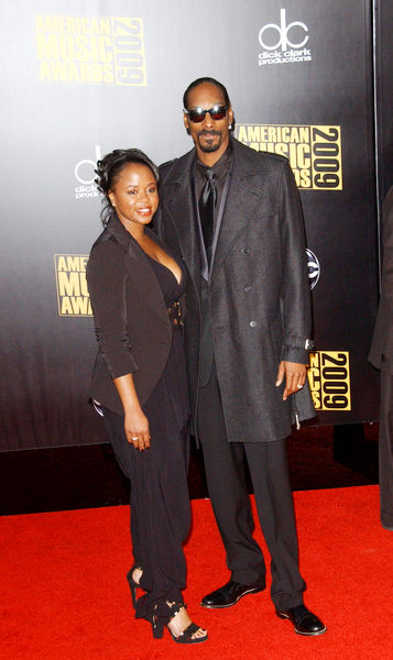Snoop Dogg, Shante Broadus<br>2009 American Music Awards - Arrivals