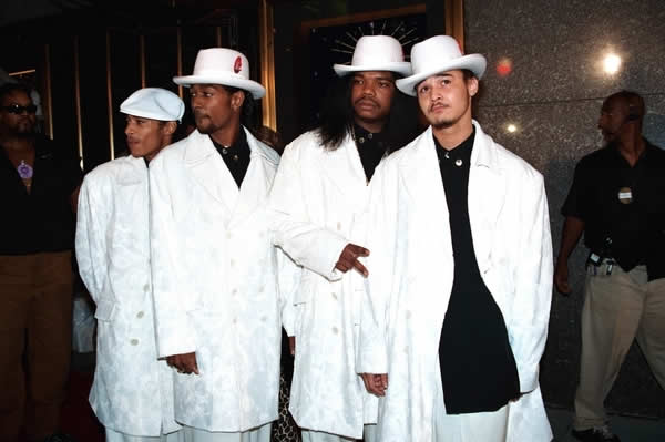 Bone Thugs-N-Harmony Picture 2 - 1996 MTV Video Music Awards