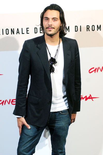 Jack Huston Latest News, Bio, Profile, Album, Movie and Photo.