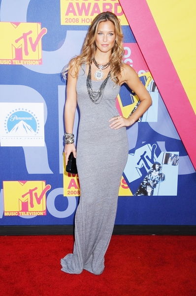 Bar Refaeli<br>2008 MTV Video Music Awards - Arrivals