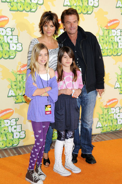 Lisa Rinna, Harry Hamlin<br>Nickelodeon's 2009 Kids' Choice Awards - Arrivals