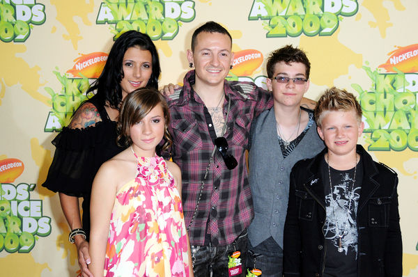 Chester Bennington, Talinda Bentley<br>Nickelodeon's 2009 Kids' Choice Awards - Arrivals