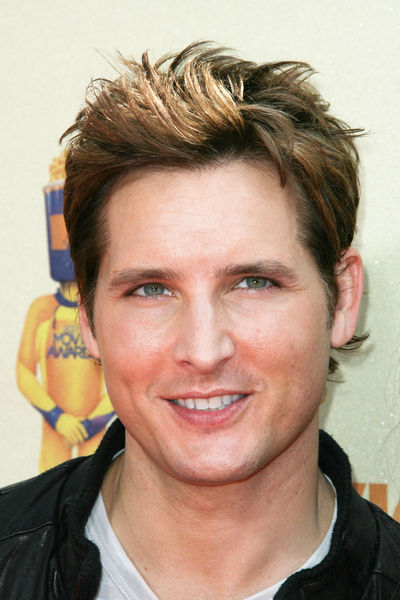 Peter Facinelli Pictures with High Quality Photos