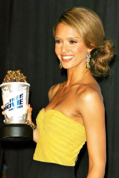 Jessica Alba<br>2006 MTV Movie Awards - Press Room
