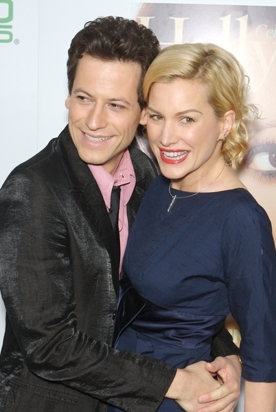 Ioan Gruffudd, Alice Evans<br>Hollywood Life Magazinie's 9th Annual Young Hollywood Awards