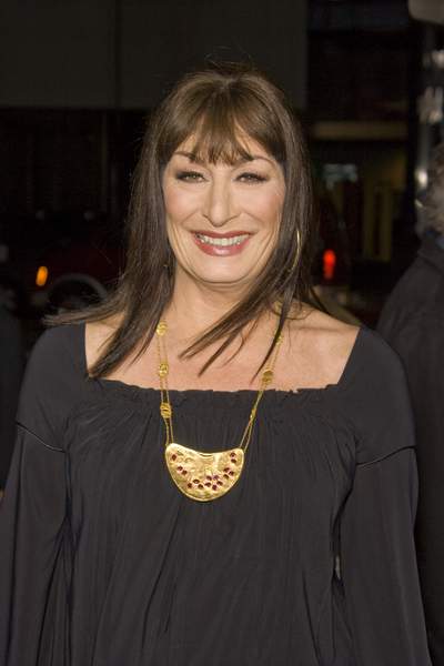 Anjelica Huston<br>The Darjeeling Limited - Beverly Hills Movie Premiere - Arrivals