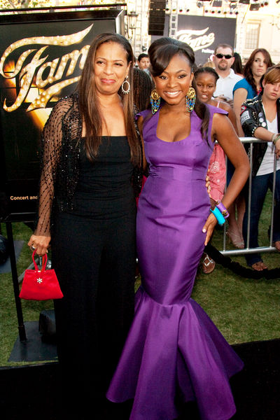 Debbie Allen, Naturi Naughton<br>