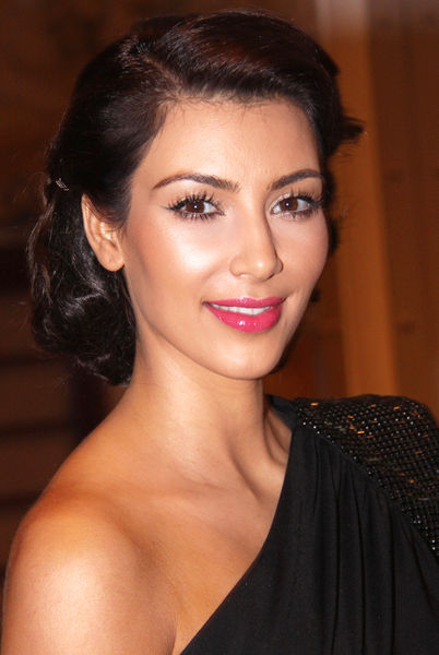 Kim Kardashian;<br>Mercedes-Benz Fashion Week Spring/Summer 2010 - Jill Stuart - Front Row and Runway