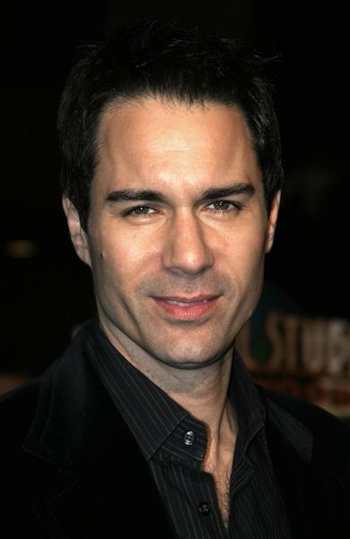 Eric McCormack Pictures - Gallery 2 with High Quality Photos