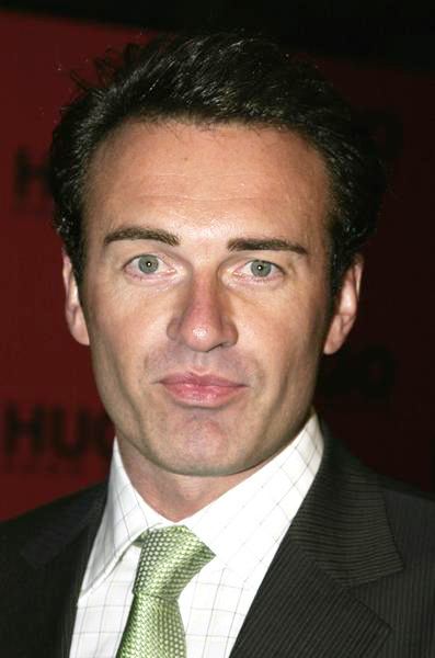 Julian McMahon<br>Hugo Boss Fall Winter 2005 Men's and Women's Collections Party and Fashion Show - Arrivals