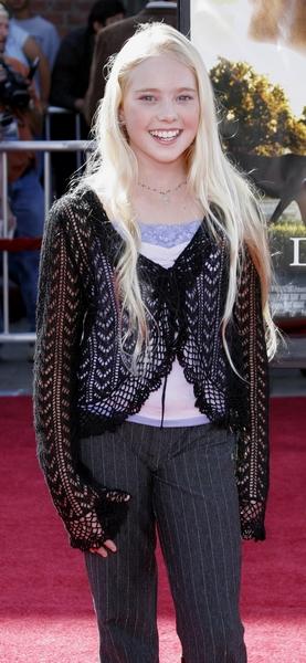 Danielle Chuchran Picture 1 - Dreamer Los Angeles Premiere - Arrivals