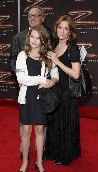 Lea Thompson<br>The Legend of Zorro Los Angeles Premiere - Red Carpet